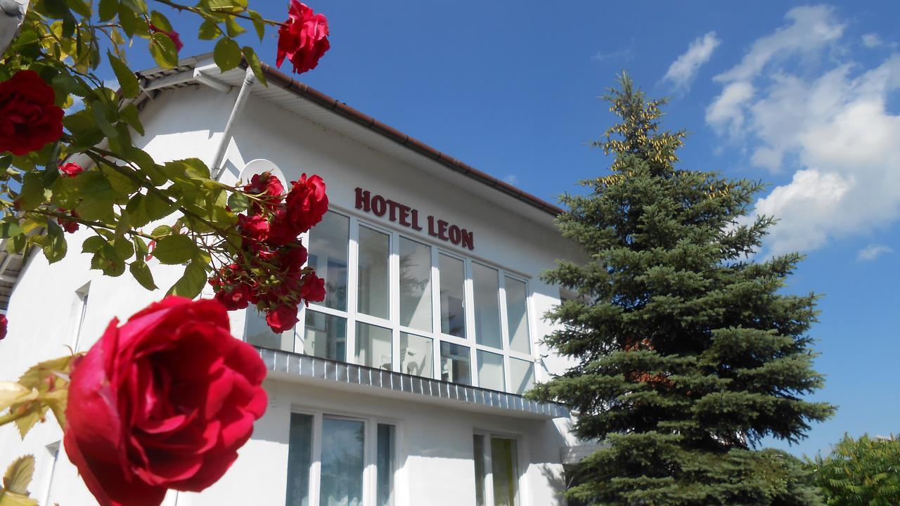 Hotel Leon Biała Podlaska Eksteriør bilde